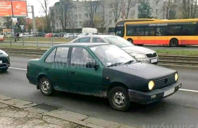A lengyelek összeházasítottak egy Suzuki Swiftet egy Golf II-vel