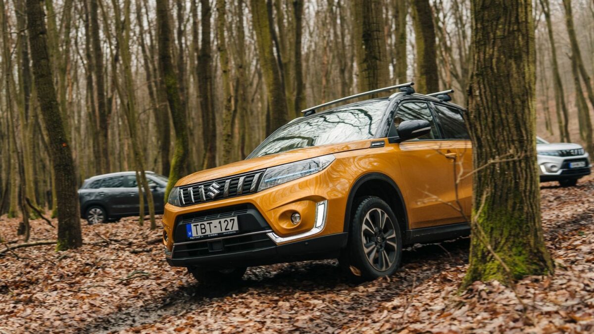 SUZUKI