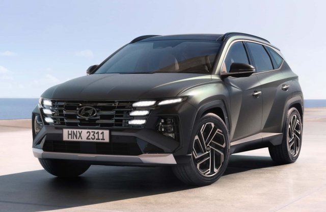 Kívül alig változik, de teljesen új belsőt kap a Hyundai Tucson