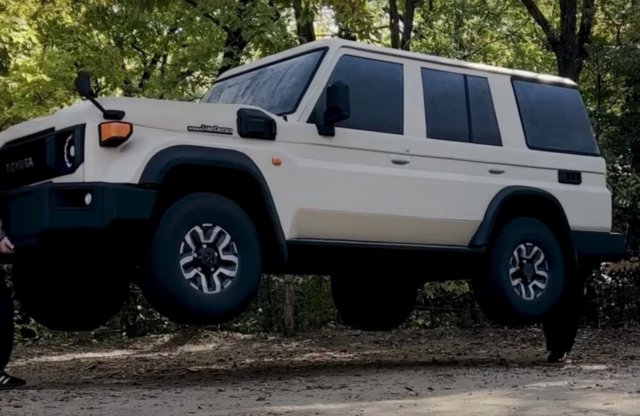 Súlycsökkentés a javából, alig nyom valamit a hungarocell Toyota