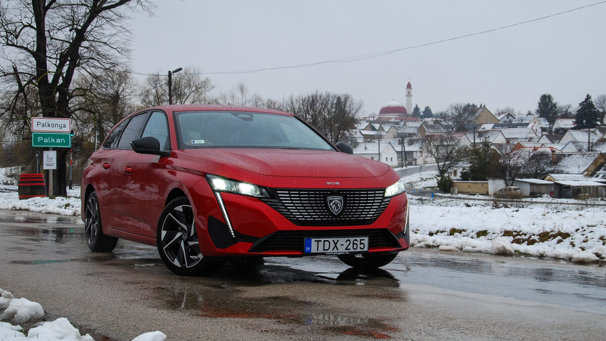 PEUGEOT 308