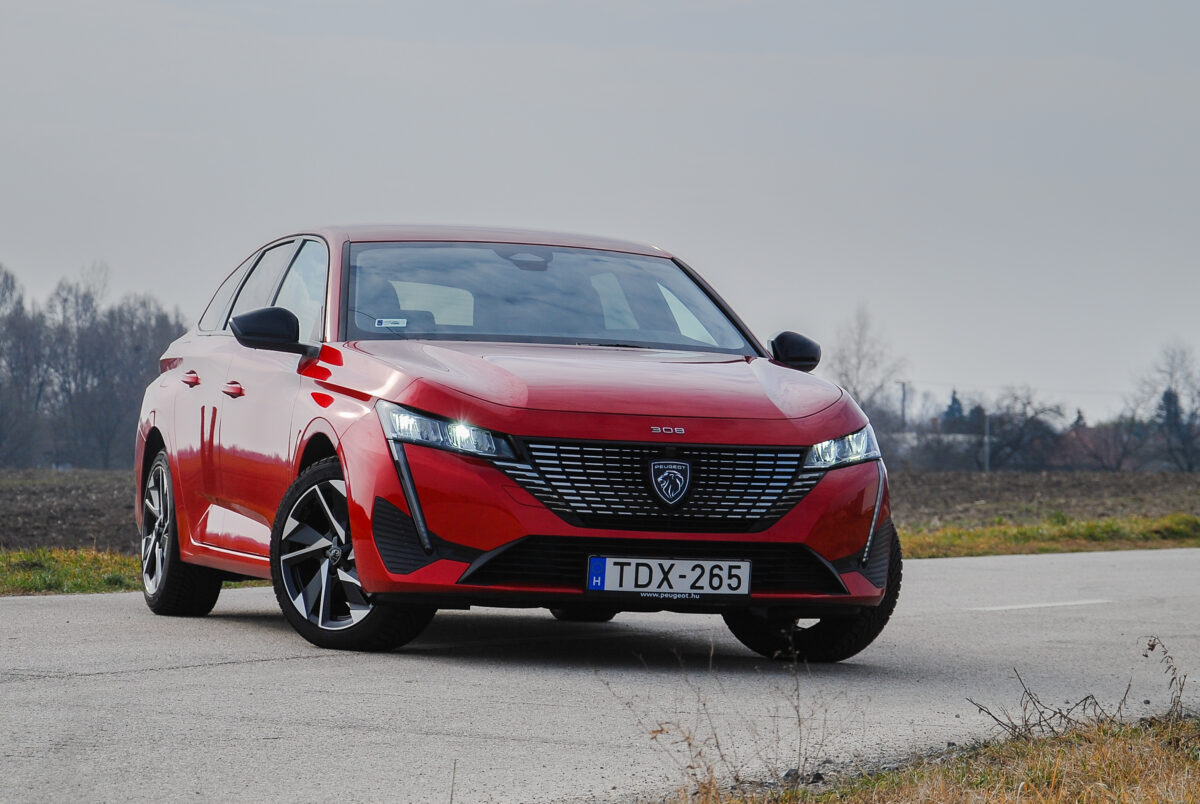 PEUGEOT 308