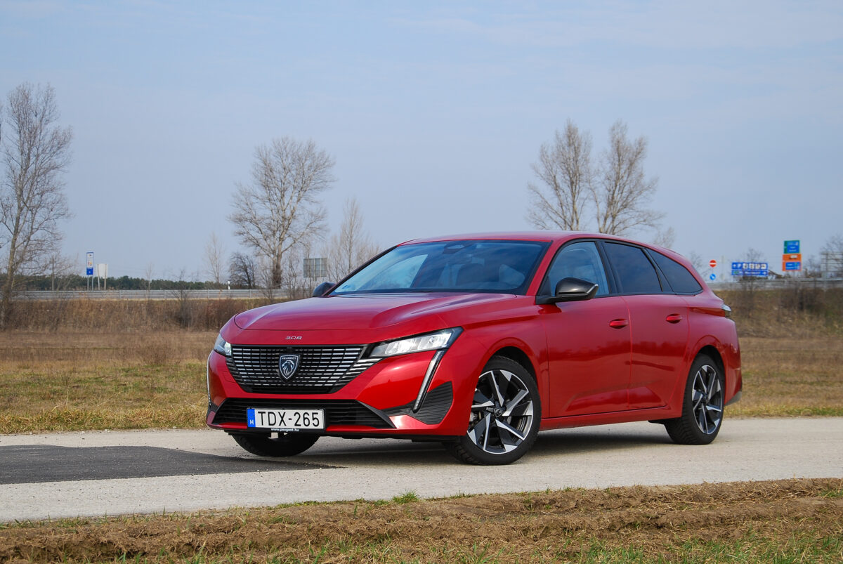 PEUGEOT 308