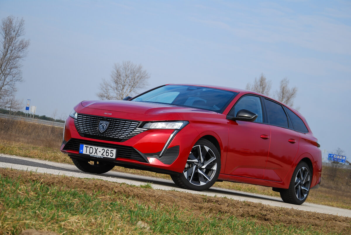 PEUGEOT 308