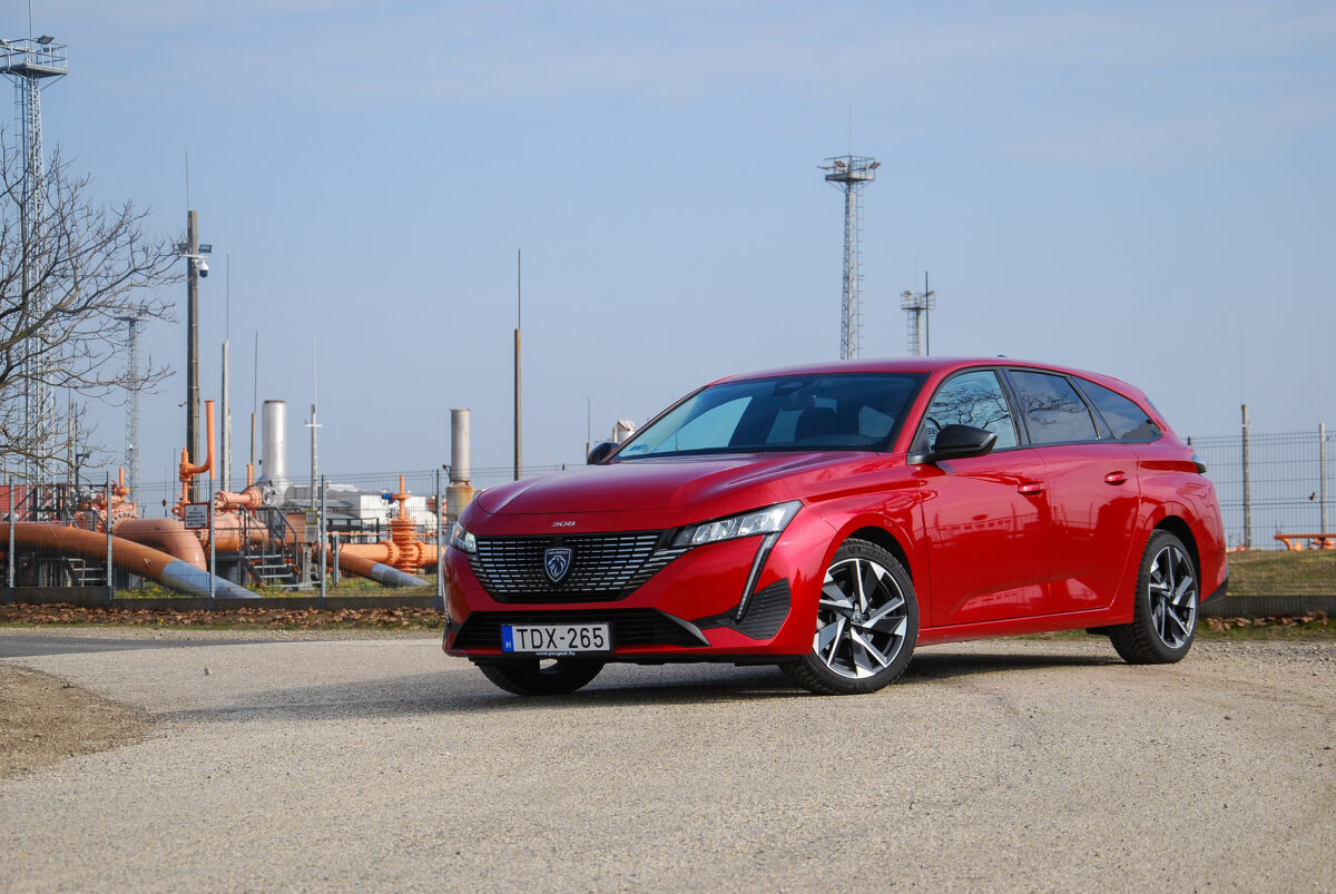PEUGEOT 308