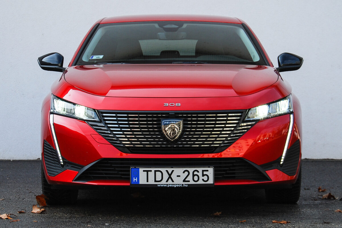 PEUGEOT 308