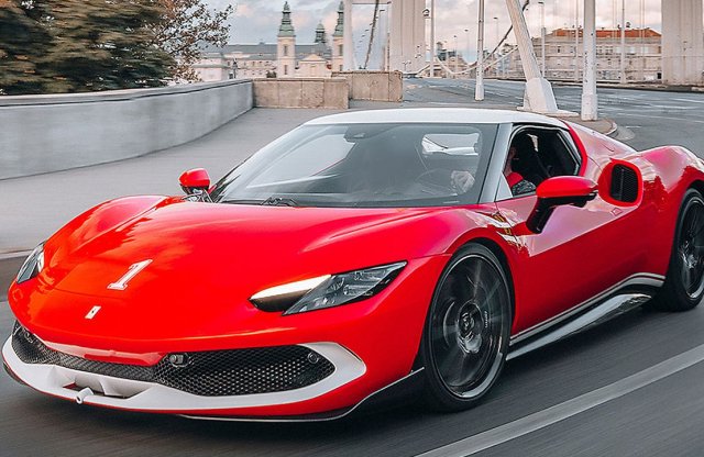 Itt a magyar Ferrari!
