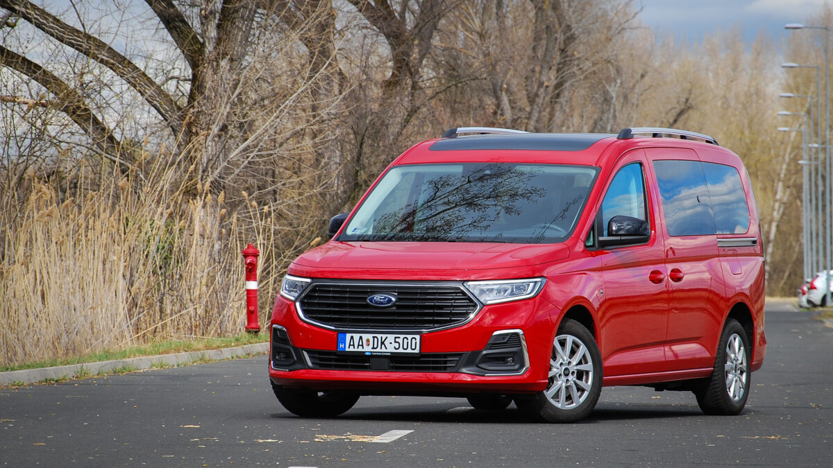 FORD TOURNEO