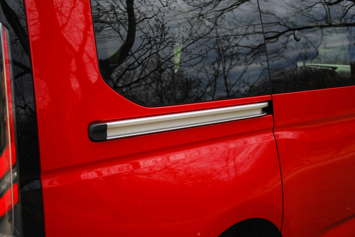 FORD TOURNEO