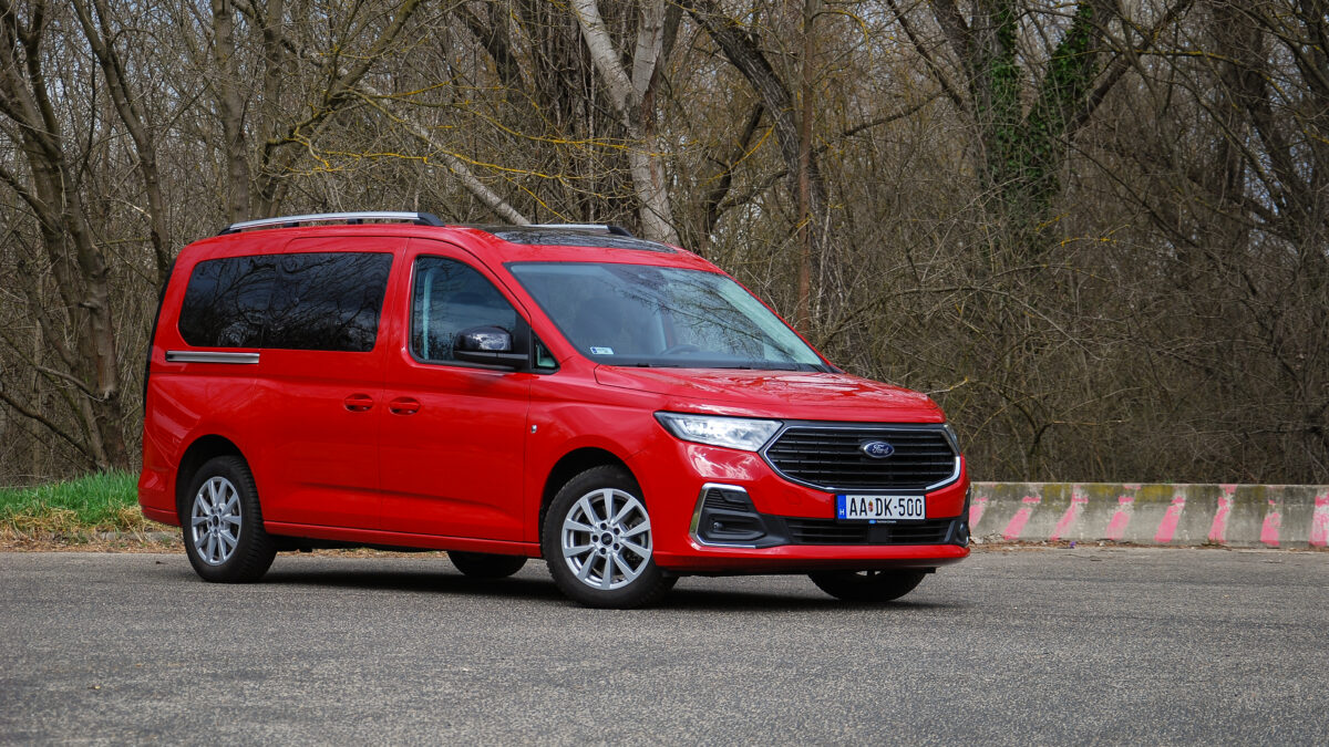 FORD TOURNEO