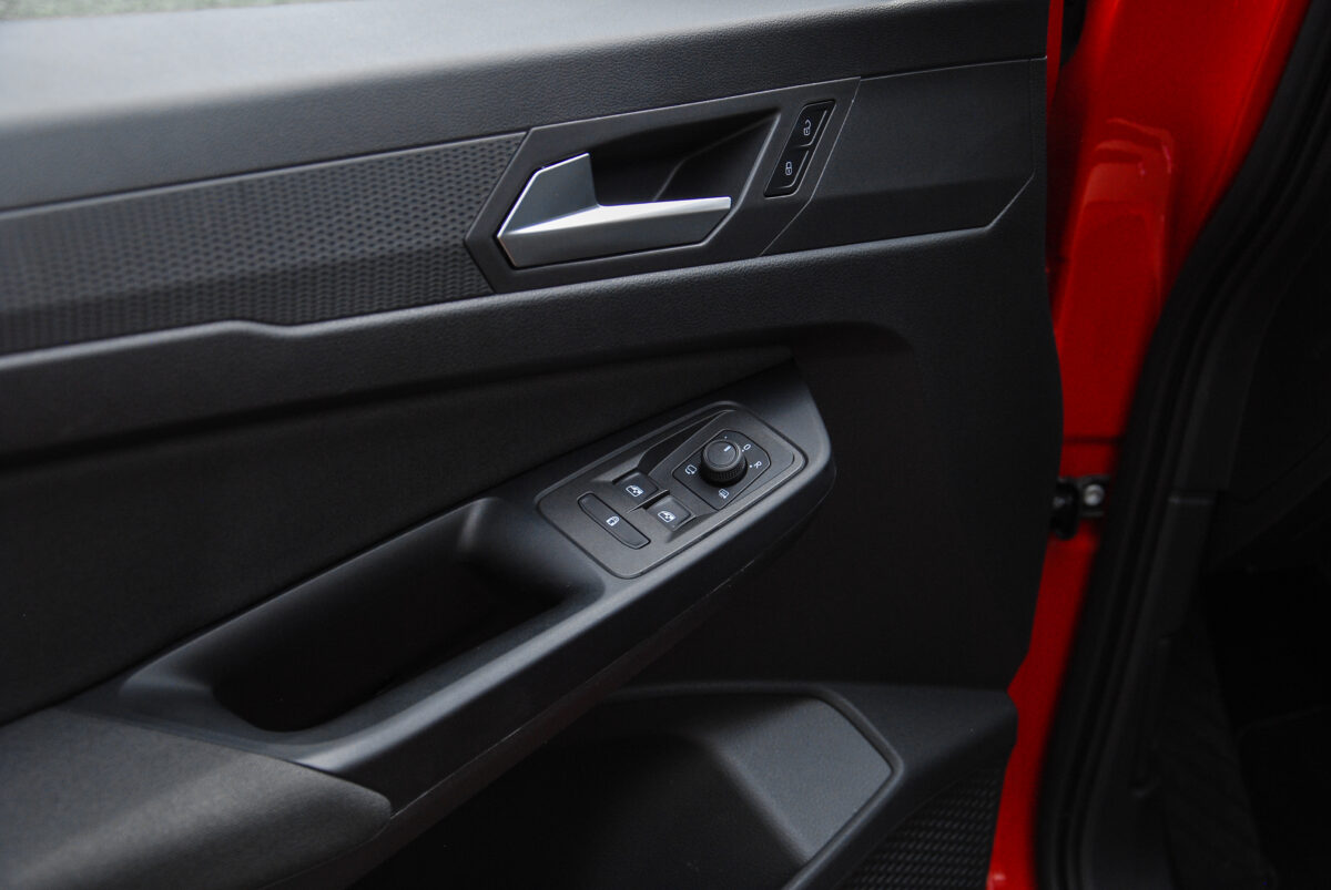 FORD TOURNEO