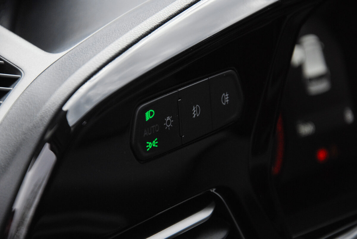 FORD TOURNEO