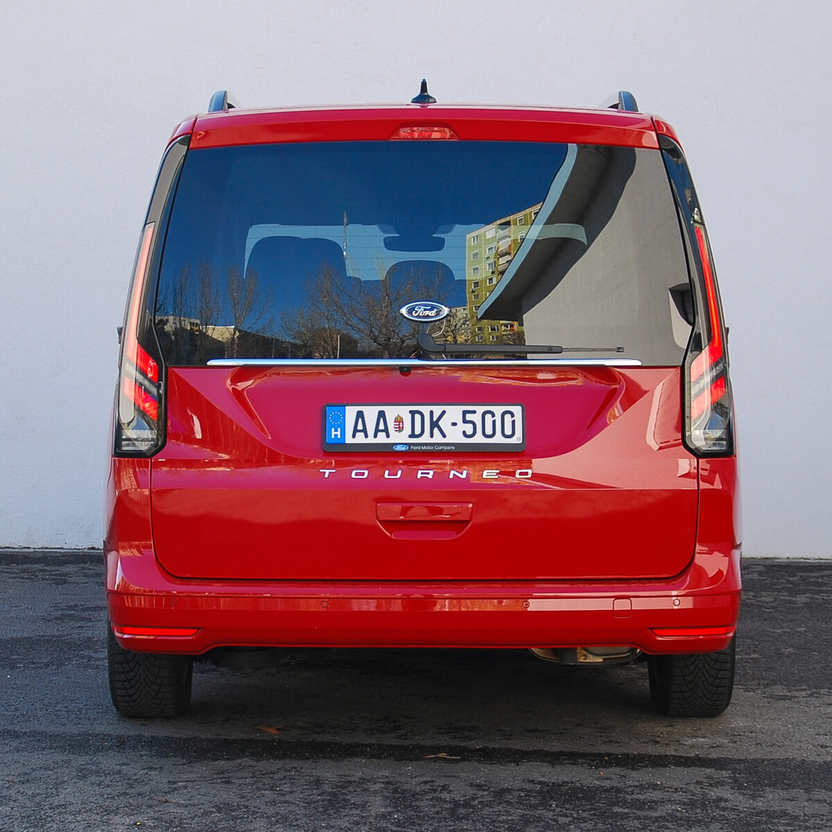 FORD TOURNEO
