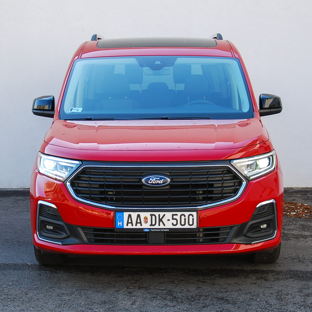 FORD TOURNEO