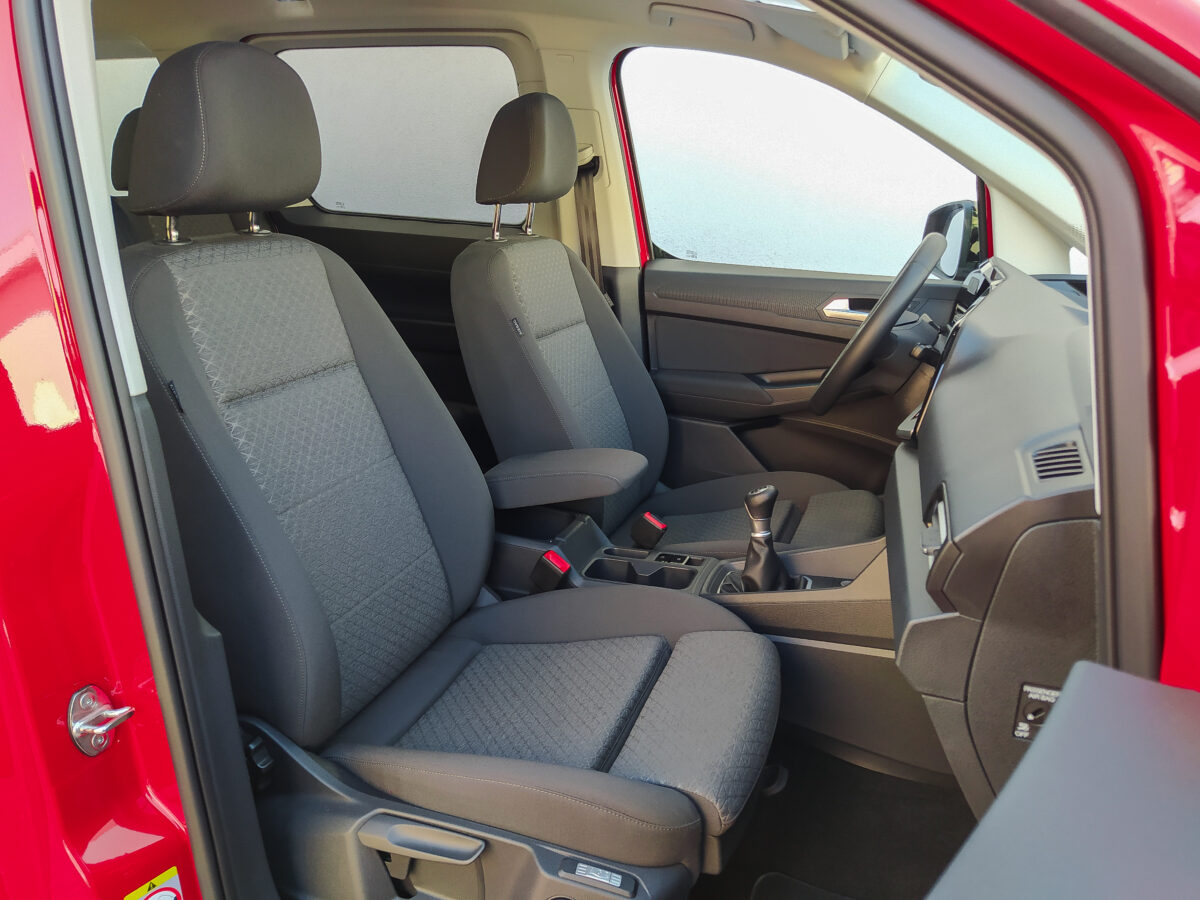 FORD TOURNEO