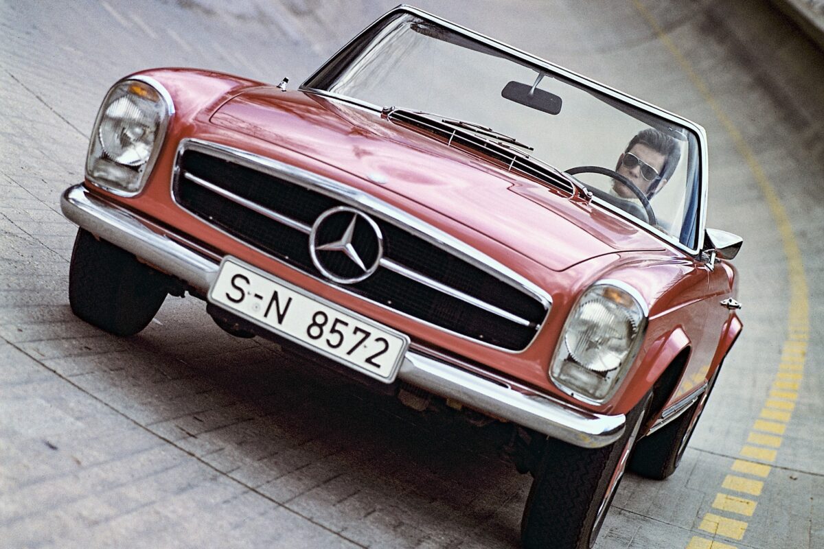 MERCEDES-BENZ