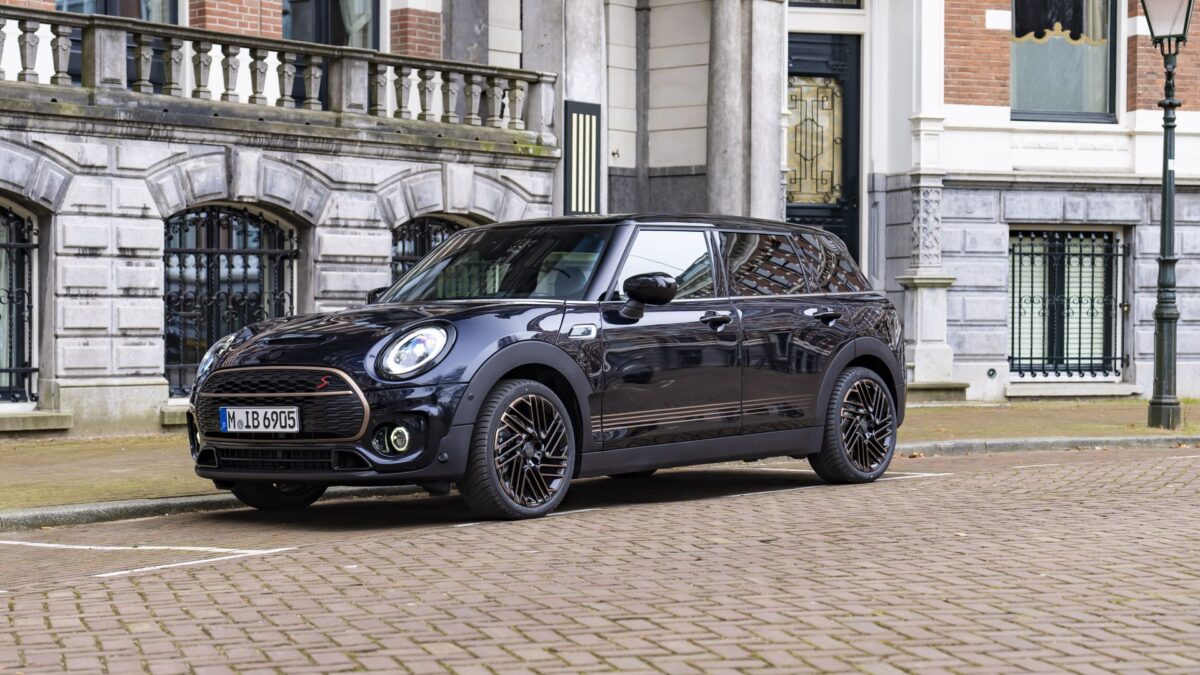 MINI CLUBMAN
