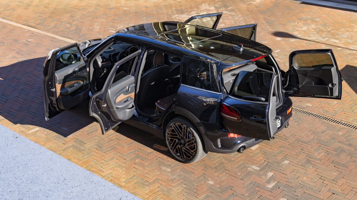 MINI CLUBMAN