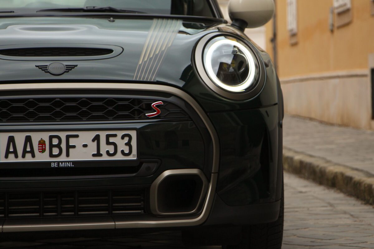 MINI