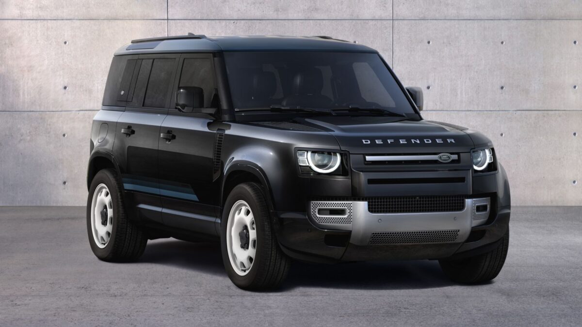 LAND ROVER DEFENDER
