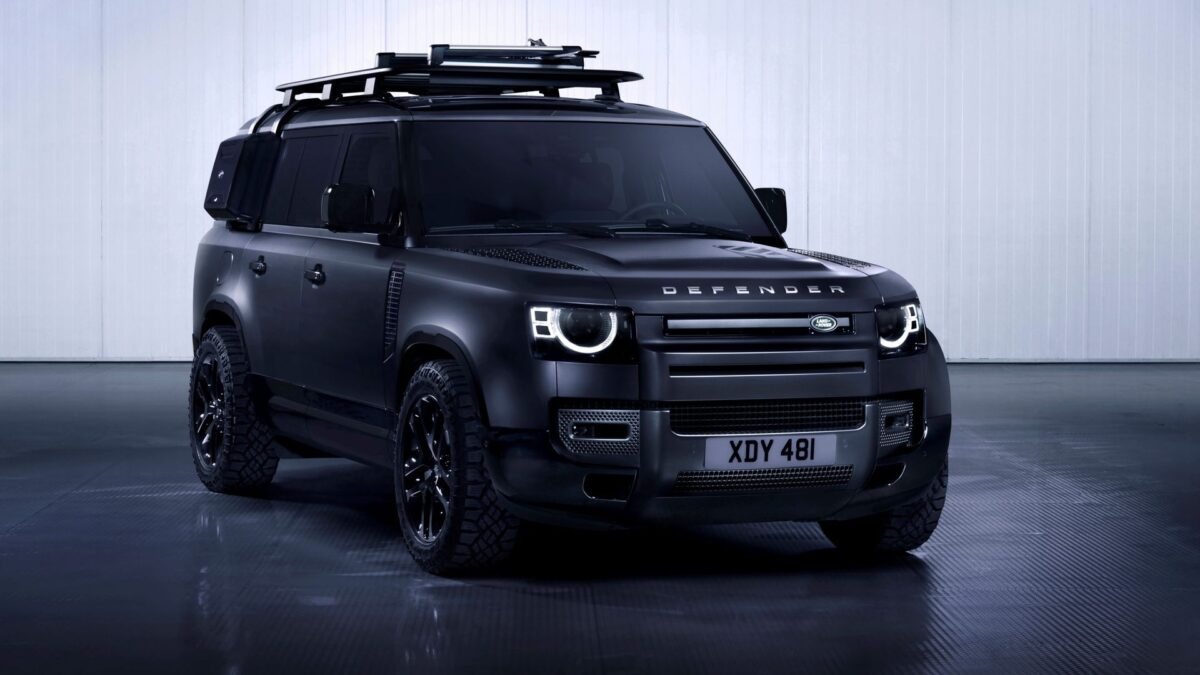 LAND ROVER DEFENDER