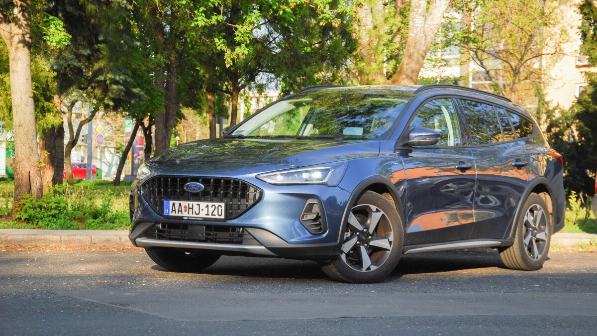 FORD FOCUS