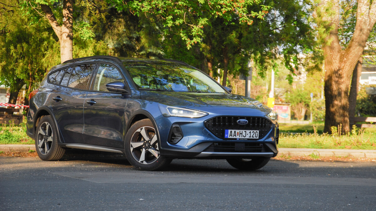 FORD FOCUS