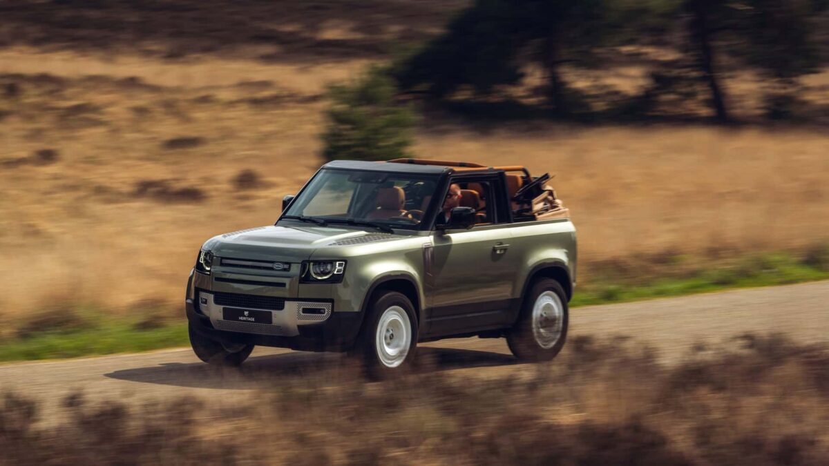LAND ROVER DEFENDER