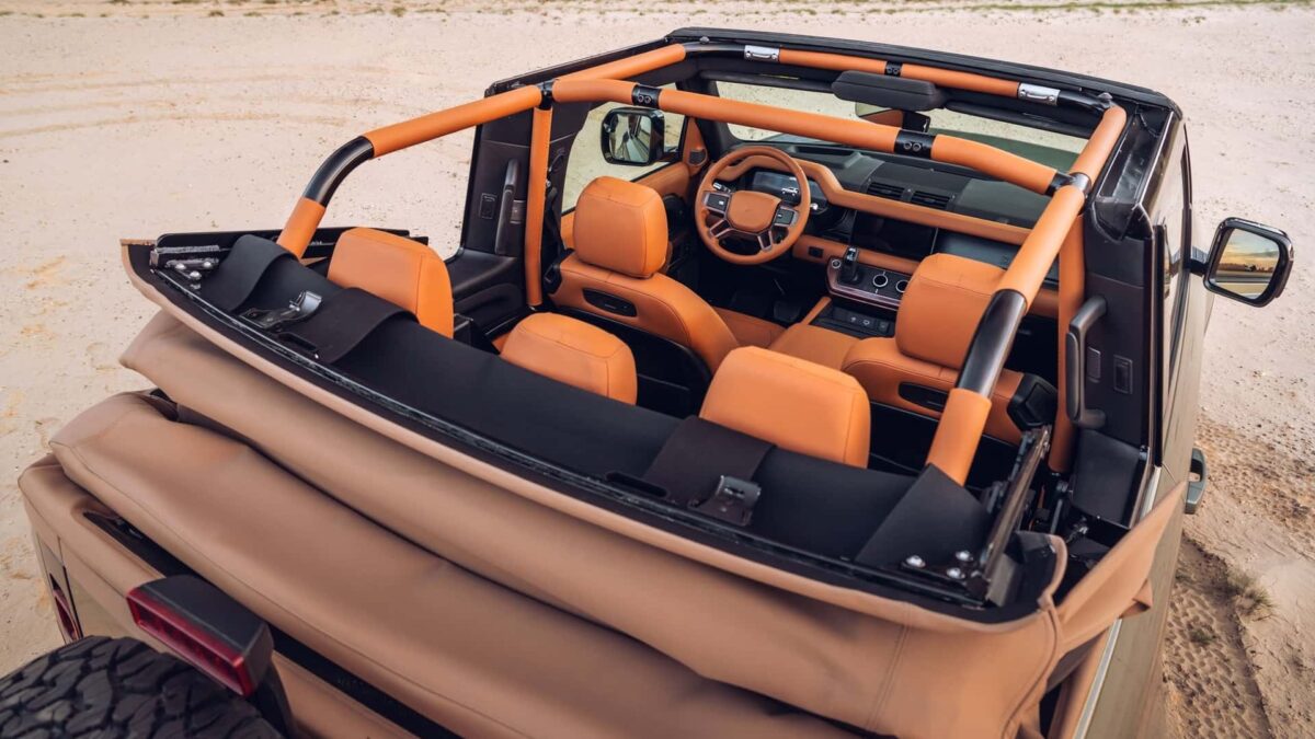 LAND ROVER DEFENDER