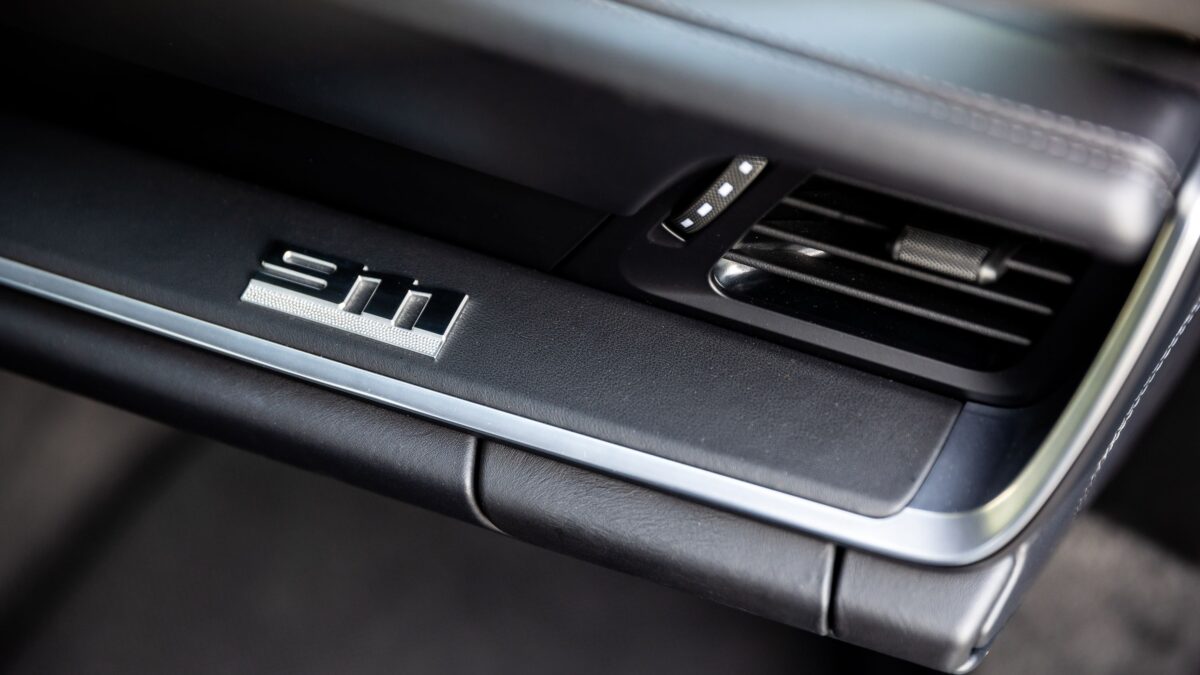PORSCHE