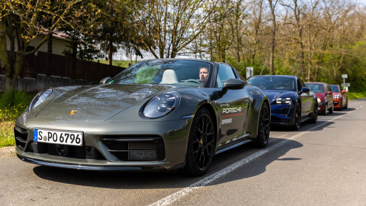 PORSCHE
