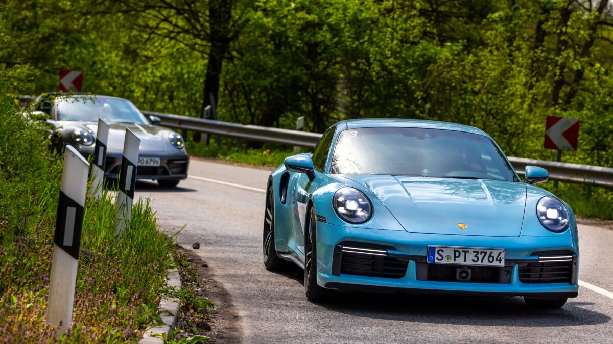 PORSCHE