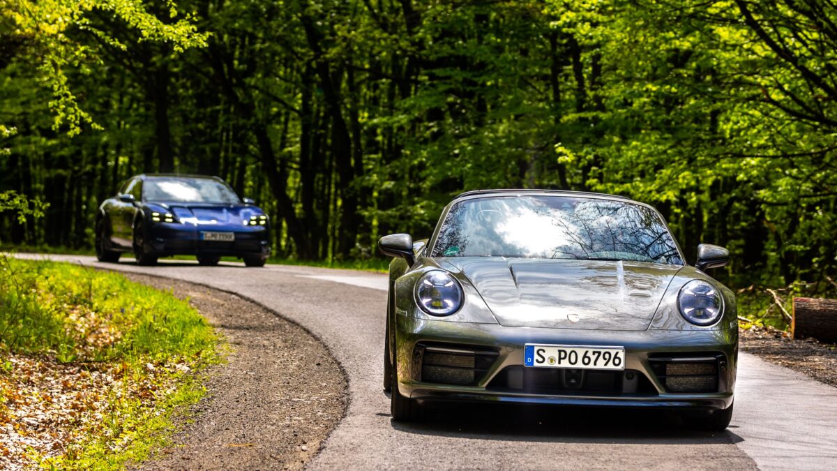 PORSCHE