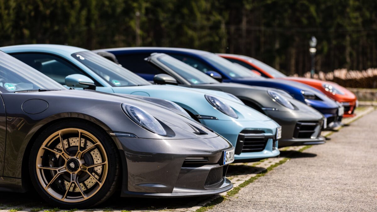 PORSCHE