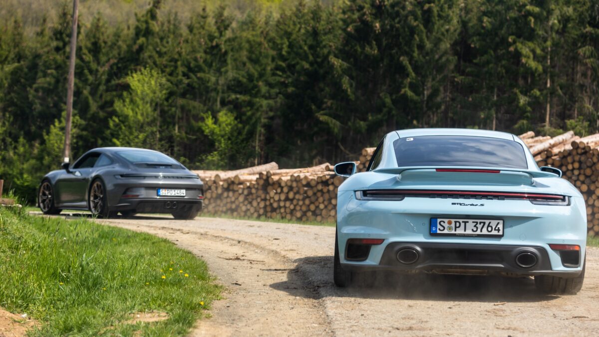 PORSCHE