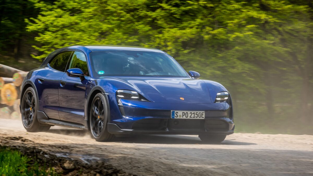 PORSCHE