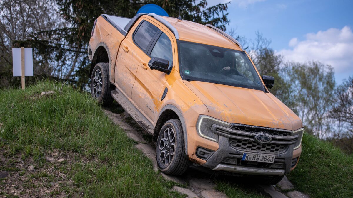 FORD