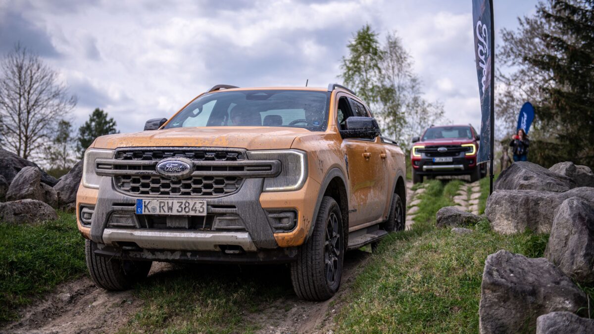 FORD