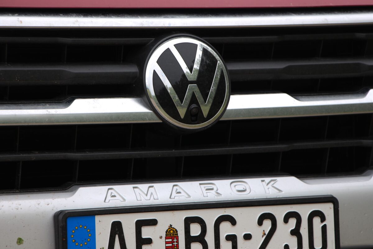 VOLKSWAGEN