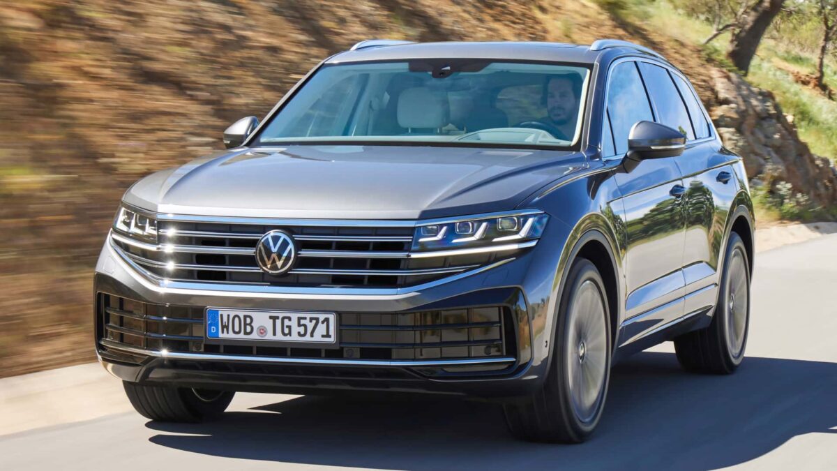 VOLKSWAGEN TOUAREG