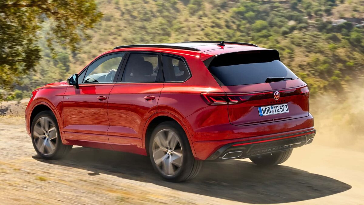 VOLKSWAGEN TOUAREG