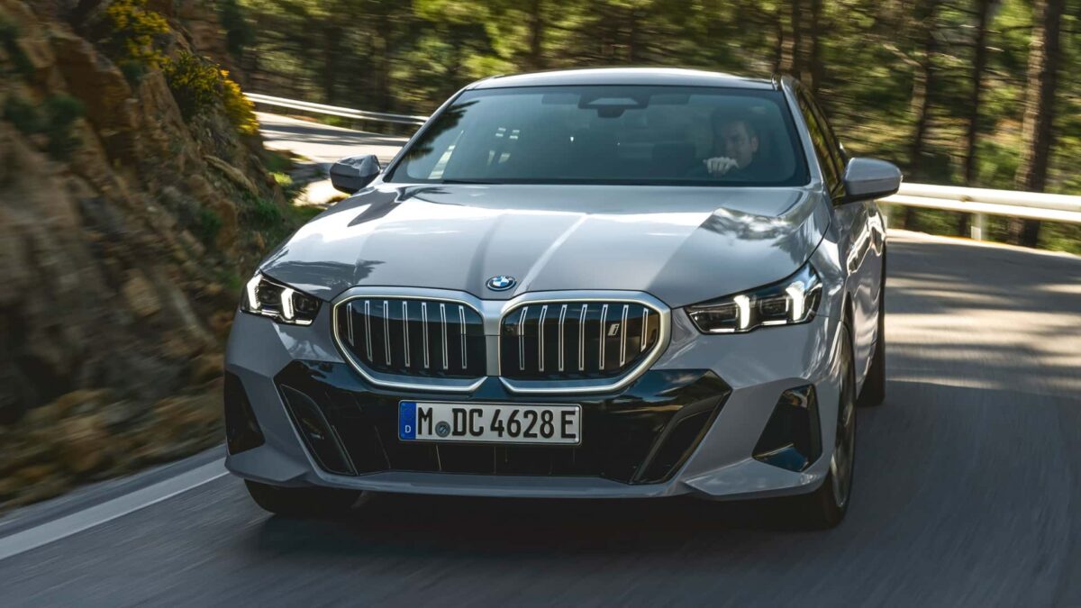 BMW 5-ÖS SOROZAT