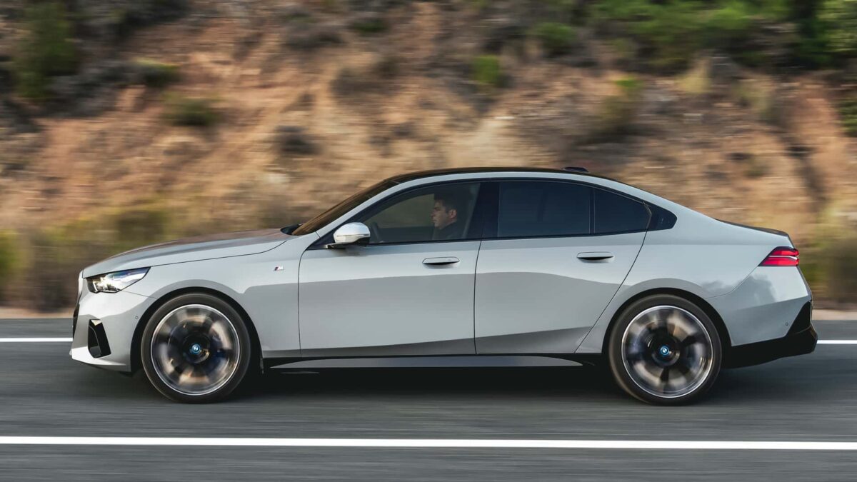 BMW 5-ÖS SOROZAT