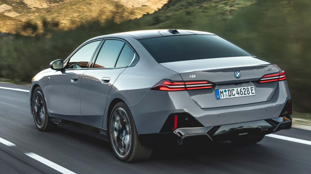 BMW 5-ÖS SOROZAT