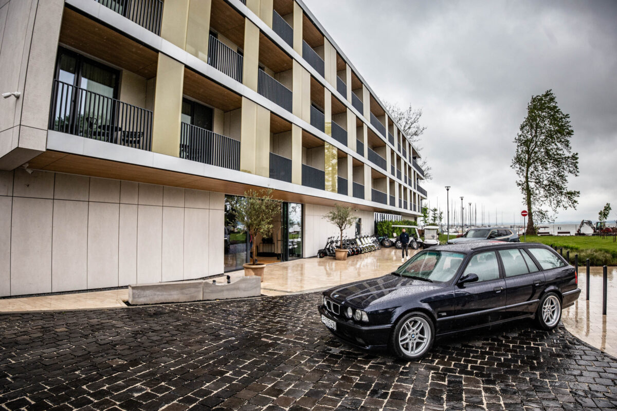 BMW
