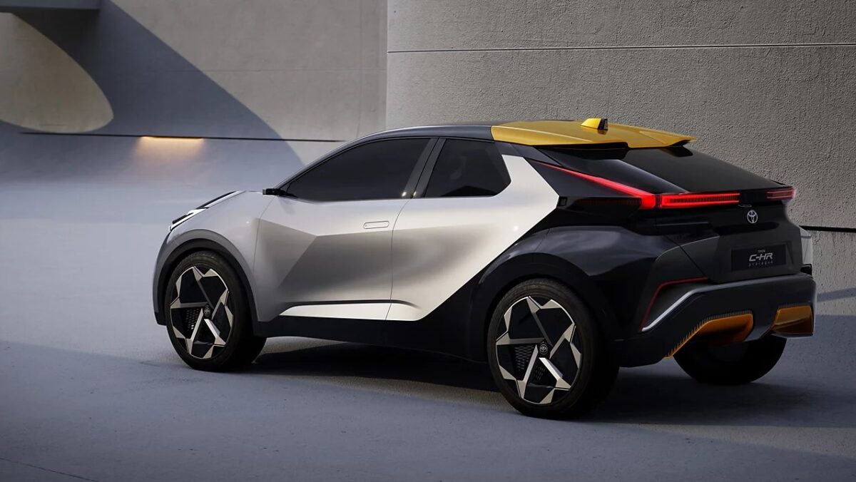 TOYOTA C-HR