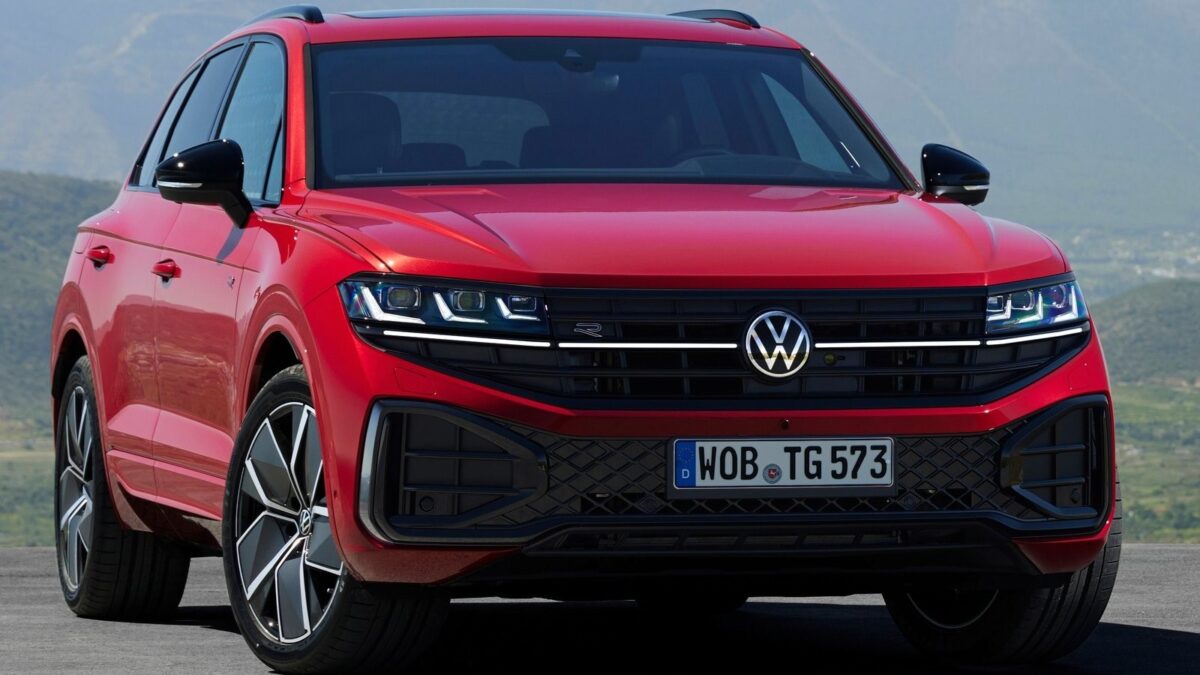 VOLKSWAGEN TOUAREG