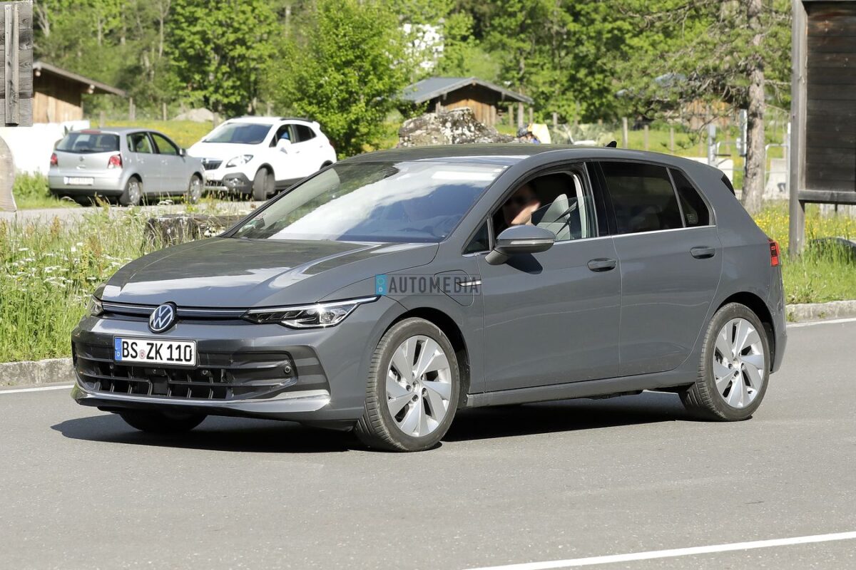 VOLKSWAGEN GOLF VIII
