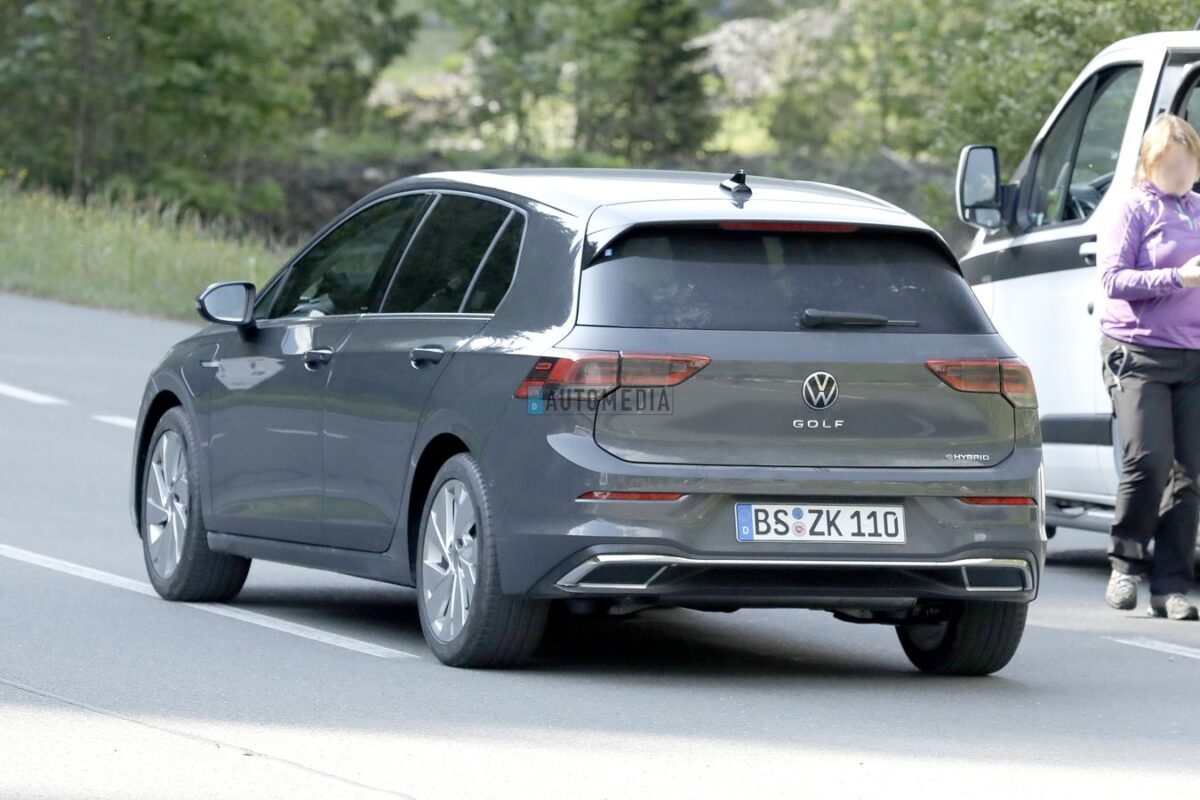 VOLKSWAGEN GOLF VIII