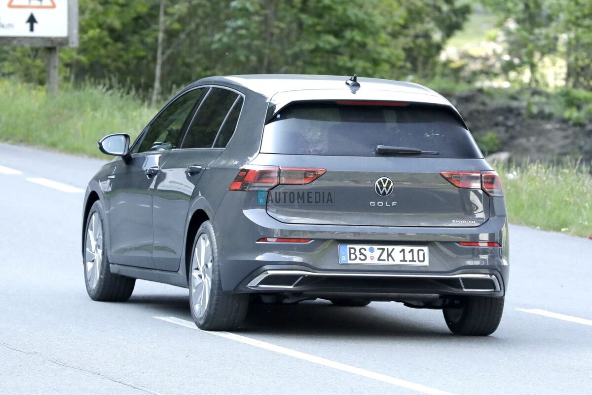VOLKSWAGEN GOLF VIII